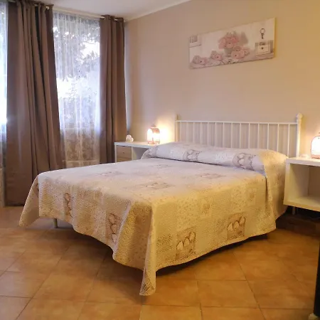Elvira Holiday home